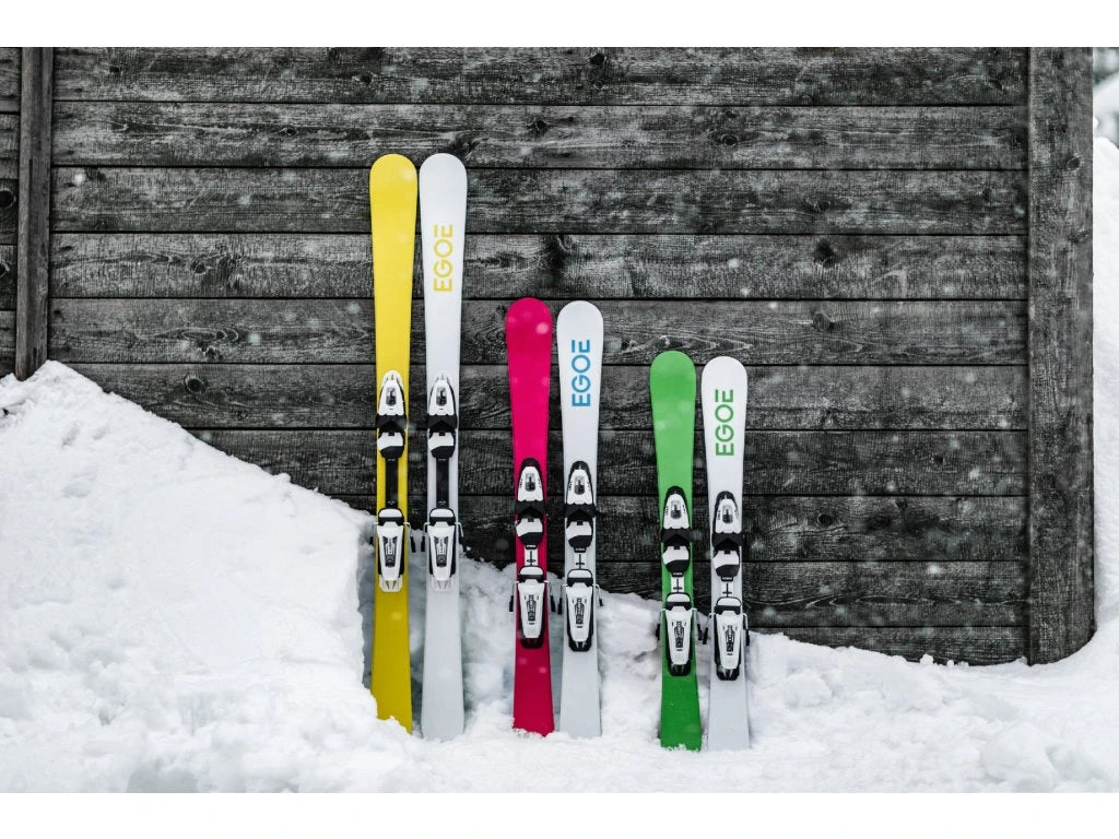 PASTELO červená 120/130 cm + vázání XVST VJ 75